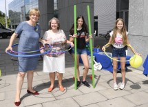 Landesrätin Barbara Schwarz freut sich mit Niederösterreichs Gemeinden und ihren Kindern auf eine schöne Ferienzeit.
