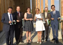 Feierliche Eröffnung durch Bürgermeister Mag. Peter Eisenschenk, Departmentleiter DI Dr. Georg Gübitz, Vizerektorin Mag. Andrea Reithmayer, Landeshauptfrau Mag. Johanna Mikl-Leitner, Ministerialrat Mag. Thomas Weldschek und Rektor DI Dr. Martin Gerzabek (v. l. n. r.).