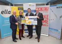 Gratulation an das Autohaus Waldviertel aus Horn zum Sieg in der Kategorie „Autohaus mit dem besten Gesamtengagement“: ecoplus-Geschäftsführer Helmut Miernicki, Landesrätin Petra Bohuslav, Stefan Mayr, Geschäftsführer Autohaus Waldviertel GmbH, und LH-Stellvertreter Stephan Pernkopf (v.l.n.r.)