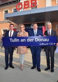 Neugestaltung des Tullner Bahnhofes verbindet Modernisierung mit historischer Bausubstanz Neugestaltung des Tullner Bahnhofes verbindet Modernisierung mit historischer Bausubstanz