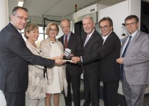 Von links nach rechts: Helmut Loibl, Sonja Zwazl, Landeshauptfrau Johanna Mikl-Leitner, Veit Schmid-Schmidsfelden, Klaus Schneeberger, Josef Wiesler und Franz Rennhofer.