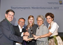 Im Bild von links nach rechts: Christoph Madl, Geschäftsführer Niederösterreich-Werbung, Christian Guzy (Diamond Experience), Doris Ploner (Die Käsemacher), Tourismuslandesrätin Petra Bohuslav und Katrin Lux