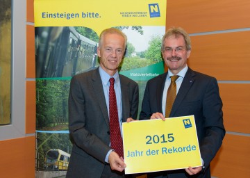 Landesrat Mag. Karl Wilfing und NÖVOG-Geschäftsführer Dr. Gerhard Stindl (von rechts nach links) präsentierten eine äußerst erfolgreiche Sommersaison-Bilanz der NÖVOG.