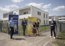 Bürgermeister Herbert Ramler, Landesrat Martin Eichtinger, Frau Marion Braunschweig, Herr Matthias Tschany und Herr Dir. Michael Kloibmüller (WETgruppe)