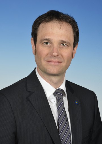 Auf Initiative von Landeshauptfrau Johanna Mikl-Leitner wurde in der heutigen Sitzung der NÖ Landesregierung Markus Sauer mit Wirksamkeit vom 1. Dezember 2018 zum neuen Bezirkshauptmann in Wiener Neustadt bestellt.