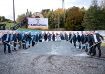 Zehn Waldviertler Gemeinden setzen das Großprojekt Glasfaserausbau gemeinsam um und machten dazu gestern den Spatenstich.