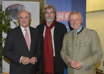 Präsentation des Films „Kellergassen in Niederösterreich“ mit Landeshauptmann Dr. Erwin Pröll, Regisseur Georg Riha und Landesdirektor Prof. Norbert Gollinger vom ORF Niederösterreich. (v.l.n.r.)