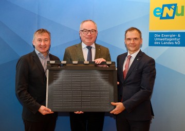 eNu-Geschäftsführer Herbert Greisberger, LH-Stellvertreter Stephan Pernkopf und Peter Obricht, Leiter der Abteilung Umwelt- und Energiewirtschaft beim Amt der NÖ Landesregierung (v.l.n.r.) 