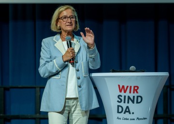 Landeshauptfrau Johanna Mikl-Leitner bei der Generalversammlung des Roten Kreuzes: „Ihr seid immer da, wenn Menschen Hilfe brauchen.“