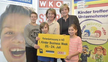 Erste NÖ Kinder Business Week: Die Präsidentin der NÖ Wirtschaftskammer Sonja Zwazl und Landesrätin Dr. Barbara Schwarz informierten über das neue Angebot
