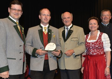 Ehrenpreisverleihung für NÖ Blasmusikkapellen durch Landeshauptmann Dr. Erwin Pröll.