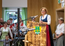 Landeshauptfrau Johanna Mikl-Leitner sagte in ihrer Festrede, die Gemeinde Trattenbach sei eine „Gemeinde mit Geschichte, Gegenwart und Vergangenheit.“