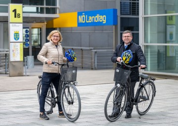 Auftakt in die Radsaison mit Landeshauptfrau Johanna Mikl-Leitner und Landesrat Ludwig Schleritzko.