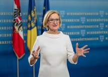 Landeshauptfrau Johanna Mikl-Leitner bei ihrer Neujahrsrede.