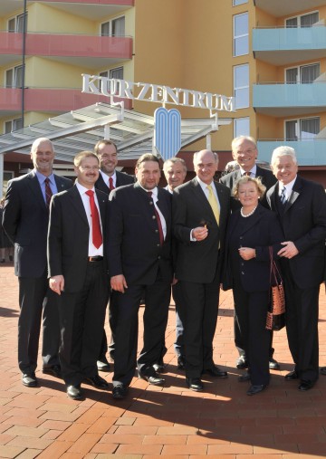 Am 12. Oktober nahmen LH Dr. Erwin Pröll und LHStv. Ernest Gabmann an den Eröffnungsfeierlichkeiten des neuen „Kurzentrums Bad Traunstein“ teil.