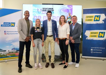 (v.l.n.r.) Doppelolympiasieger Christian Taylor, Rekordhalterin Lena Pressler, LH-Stellvertreter Udo Landbauer, Managing Direktorin Beate Taylor und der St. Pöltner Stadtrat Heinz Hauptmann bei der Präsentation des 15. Liese Prokop Memorials in St. Pölten.
