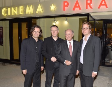 Eröffnung des Cinema Paradiso Baden: Mag. Alexander Syllaba, Mag. Clemens Kopetzky, Landeshauptmann Dr. Erwin Pröll, Mag. Gerald Knell (v.l.n.r.)