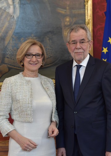 Landeshauptfrau Johanna Mikl-Leitner wurde durch Bundespräsident Alexander Van der Bellen angelobt.