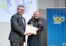 (vlnr) LR Ludwig Schleritzko, Rebecca Ullmer (Bibliothek im Zentrum Wiener Neustadt)