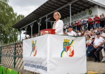 „Das ist spitze! Herzliche Gratulation zu dem, was ihr hier organisiert habt“, bedankte sich Landeshauptfrau Johanna Mikl-Leitner bei allen Verantwortlichen der NÖ Landesfeuerwehrleistungsbewerbe.
