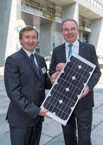 Im Bild von links nach rechts: Dr. Herbert Greisberger (Geschäftsführer der Energie- und Umweltagentur NÖ), Landesrat Dr. Stephan Pernkopf