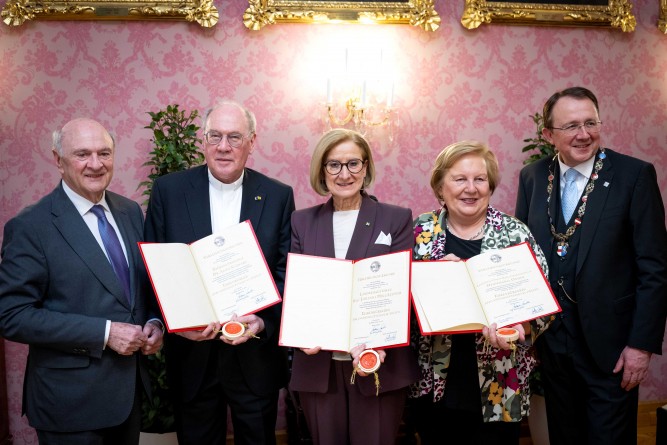 Ehrenbürgerschaft von St. Pölten für Landeshauptfrau Johanna Mikl-Leitner