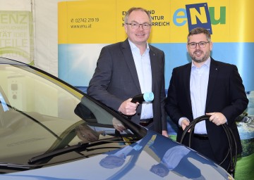 LH-Stellvertreter Stephan Pernkopf und Landesrat Ludwig Schleritzko informierten zum Thema „Landesinitiativen zur E-Mobilität“.