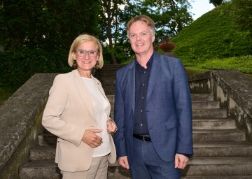 Landeshauptfrau Johanna Mikl-Leitner und Michael Duscher – Geschäftsführer Niederösterreich Werbung