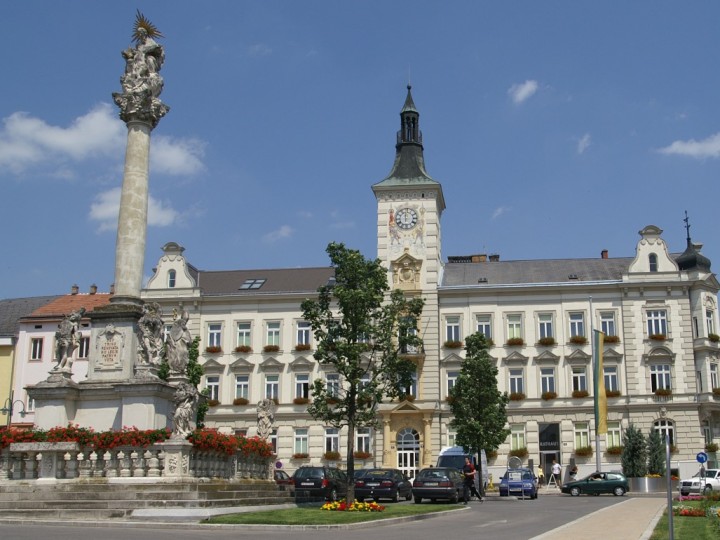 Aussenansicht der BH Mistelbach