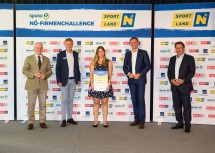 Sieger Kleinunternehmen v.l.: Helmut Miernicki (ecoplus-Geschäftsführer), Franz Pichler (spusu-Geschäftsführer), Sandra Veigl (Habich GmbH), Sportlandesrat Jochen Danninger, Wolfgang Ecker (WKNÖ-Präsident)