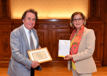 Landeshauptfrau Johanna Mikl-Leitner und Rudolf Buchbinder, künstlerischer Leiter Grafeneggs