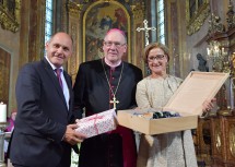 Nationalratspräsident Wolfgang Sobotka, Diözesanbischof Alois Schwarz und Landeshauptfrau Johanna Mikl-Leitner (von links nach rechts).