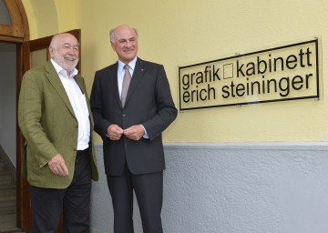 Neues Atelier \"Grafik Kabinett Erich Steininger\" in Kirchbach eröffnet: Prof. Erich Steininger und Landeshauptmann Dr. Erwin Pröll (v.l.n.r.).