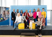 Landeshauptfrau Johanna Mikl-Leitner mit Unternehmerinnen aus Niederösterreich.