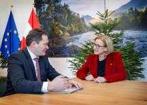 Landeshauptfrau Johanna Mikl-Leitner und Bundesminister Norbert Totschnig