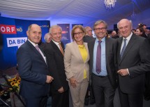 Gratulationen zu 50 Jahre ORF Niederösterreich: Innenminister Wolfgang Sobotka, Landesdirektor Norbert Gollinger, Landeshauptfrau Johanna Mikl-Leitner, Generaldirektor Alexander Wrabetz und Landeshauptmann a.D. Erwin Pröll (v.l.n.r.)