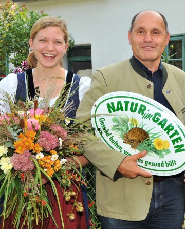 Natürliche Herbstdekoration - „Natur im Garten“ gibt Tipps: Michaela Jud, Landeshauptmann-Stellvertreter Mag. Wolfgang Sobotka.