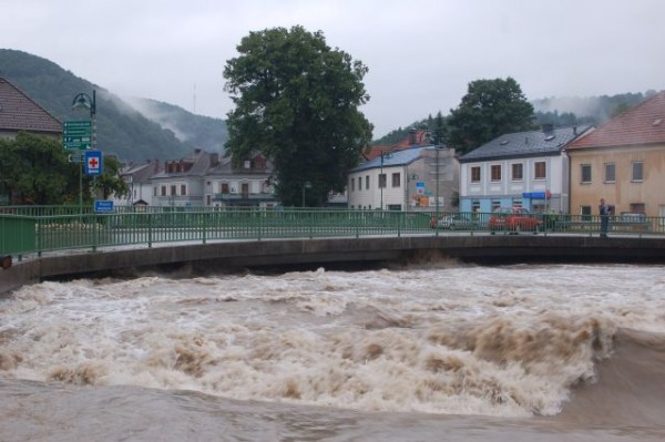 hochwasserführende Pielach in Kirchberg/Pielach