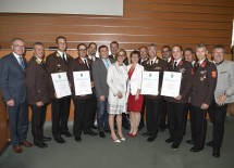 Gratulation an die Freiwilligen Feuerwehren Ebersdorf (125 Jahre), Poysbrunn (125 Jahre), Laa an der Thaya (140 Jahre) und Ladendorf (125 Jahre) zu ihren Jubiläen durch Landeshauptfrau Johanna Mikl-Leitner (Mitte), LH-Stellvertreter Stephan Pernkopf (links) und Landesfeuerwehrkommandant Dietmar Fahrafellner (2.v.l.)
 
