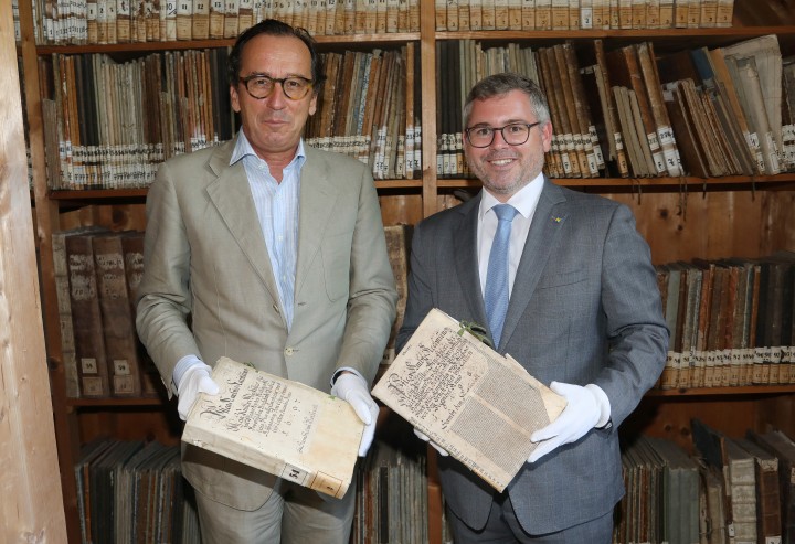Schlossarchiv Persenbeug an das Land übergeben