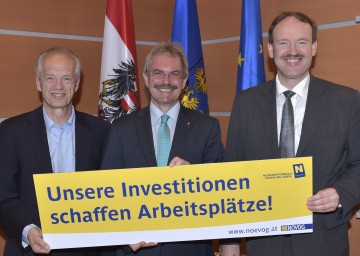 Präsentierten die Ergebnisse der Wertschöpfungsstudie: NÖVOG-Geschäftsführer Dr. Gerhard Stindl, Verkehrs-Landesrat Mag. Karl Wilfing und Studienleiter Dr. Christian Helmenstein (Economica). (v.l.n.r.)