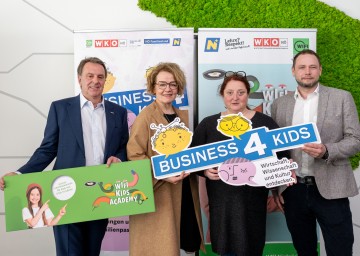 Wirtschaftskammer NÖ Präsident Wolfgang Ecker, Landesrätin Christiane Teschl-Hofmeister, Schauspielerin Veronika Polly und Stefan Steinberger von Ardex Baustoff GmbH informierten über „Business4Kids“ und „WIFI Kids Academy“.