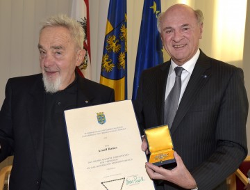 Hohe Auszeichnung des Landes Niederösterreich für Prof. Arnulf Rainer.