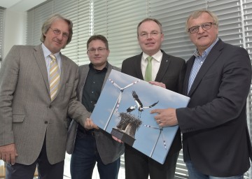 Windkraft-Zonenplan für Niederösterreich präsentiert: DI Thomas Knoll, Mag. Gerald Pfiffinger, Landesrat Dr. Stephan Pernkopf, Gerhard Heilingbrunner (v.l.n.r.)