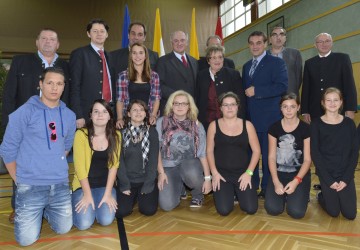 Eröffneten die sanierte Sporthalle der Mittelschule Purgstall.