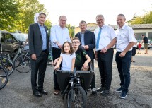 (v.l.): Christoph Pinter (WKO NÖ), LH-Stv. Stephan Pernkopf, eNu-GF Herbert Greisberger, Präsident des NÖ Zivilschutzverbandes LAbg. Christoph Kainz und Bgm. Martin Leonhardsberger (Stadtgemeinde Mank).