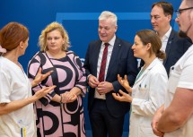 Landesrat Anton Kasser, Elisabeth Bräutigam, Bernadette Dornigg  und Martin Kaiser im Gespräch.