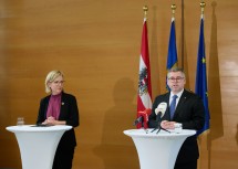 Bei der Pressekonferenz: Bundesministerin Leonore Gewessler und Landesrat Ludwig Schleritzko