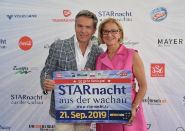 Freuen sich auf die „Starnacht aus der Wachau“: Landeshauptfrau Johanna Mikl-Leitner und Moderator Alfons Haider.