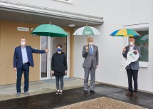 Bürgermeister Thomas Buder, Denise Geiger, Landesrat Martin Eichtinger und Direktor Walter Mayr (v.l.n.r.)